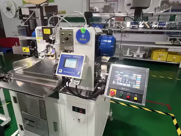 High-precision automated terminal crimping equipment, equipped with real-time monitoring pressure sensing system