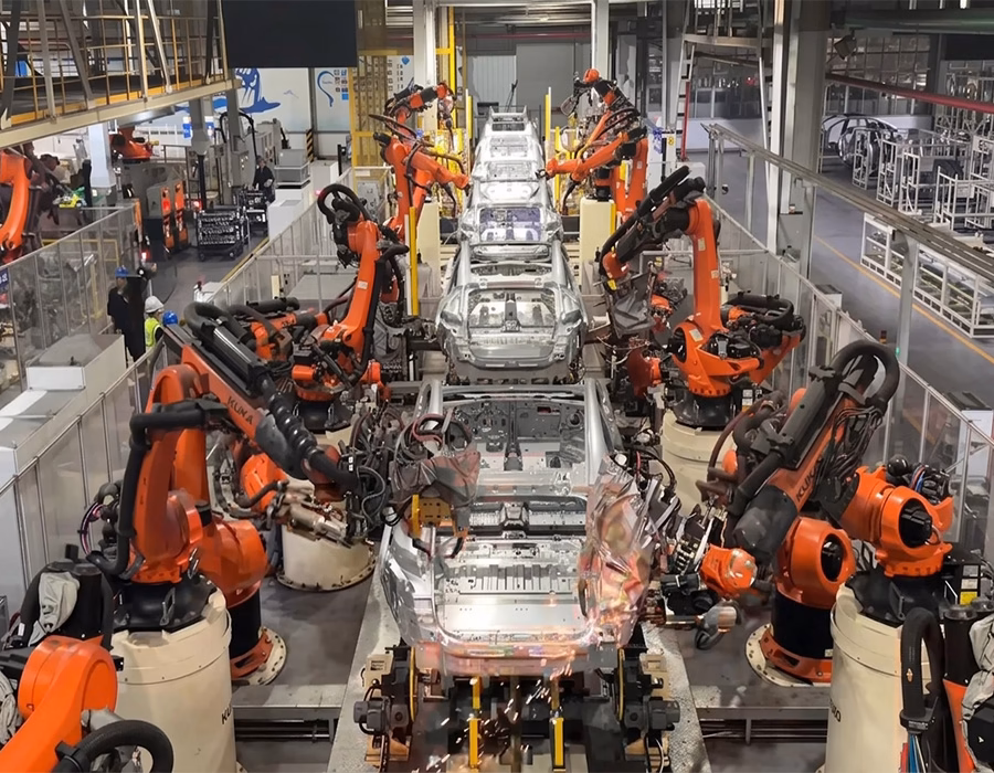 7-axis robot cable assembly used by an automaker-romtronic