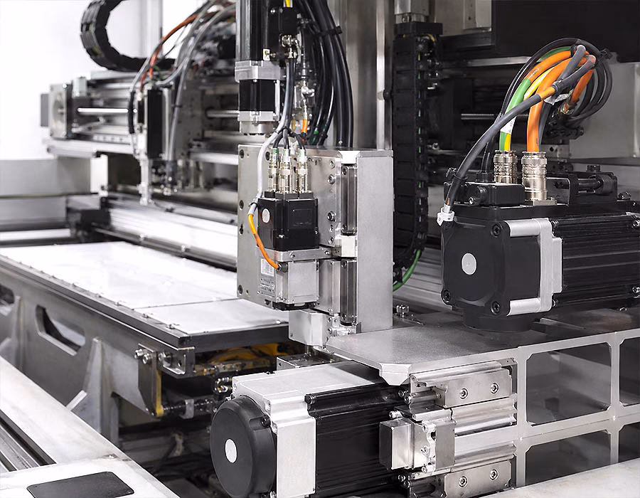 Custom servo motor drive cable assemblies